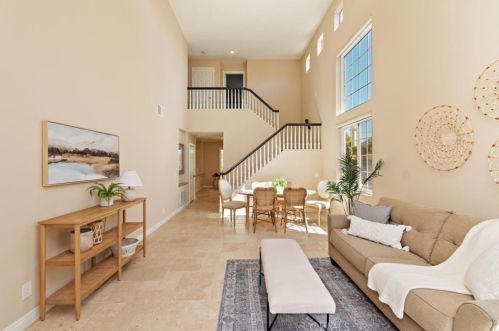 4902 Leeds Ave, Orange, CA 92867-1611
