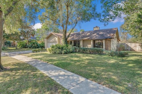 4132 Winderlakes Dr, Orlando, FL 32835-2641