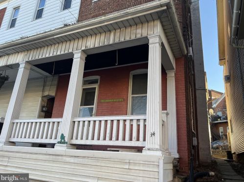 34 Broadway, Red Lion, PA 17356-1402