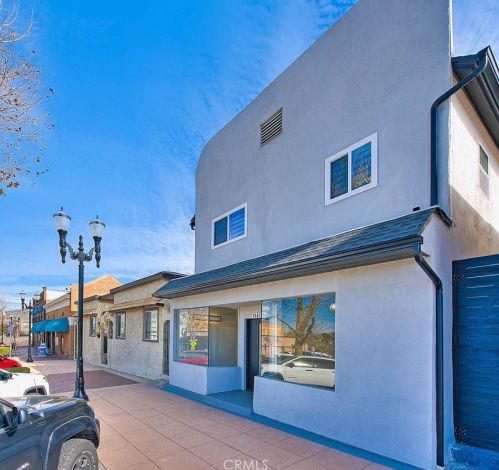 144 Main St, Lake Elsinore CA  92530-4109 exterior