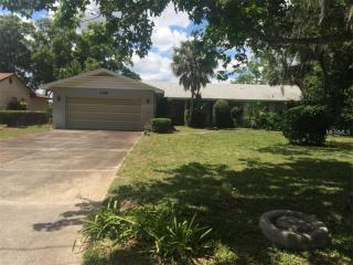 100 Minnehaha Cir, Maitland, FL 32751-4541