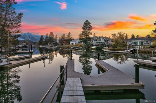 544 Tahoe Keys Blvd, South Lake Tahoe CA  96150-3313 exterior