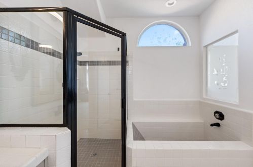 186 Baurer Cir, Folsom CA  95630-6786 exterior