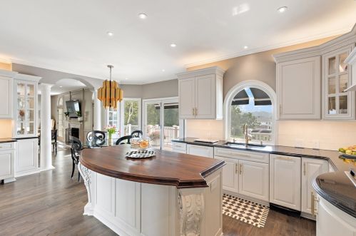 1850 Glen Mitchell Rd, Sewickley, PA 15143-8849