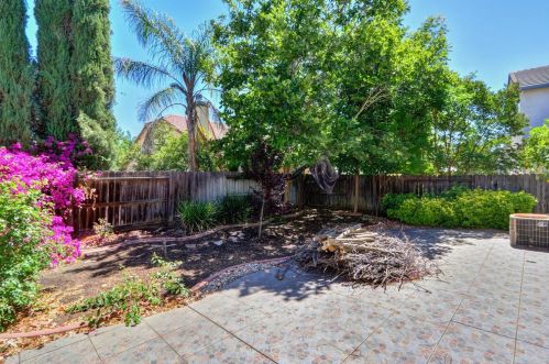 10239 Jenny Lynn Way, Elk Grove, CA 95757-5968