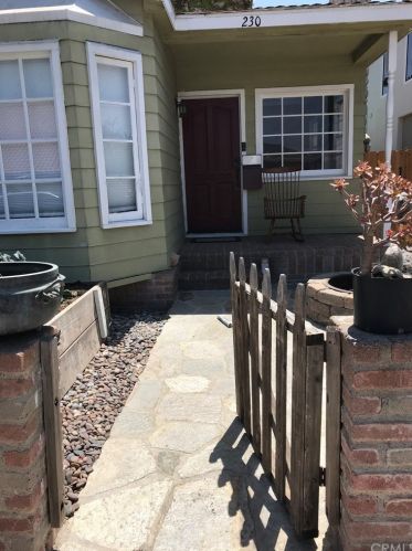 230 13th St, Seal Beach, CA 90740-6503