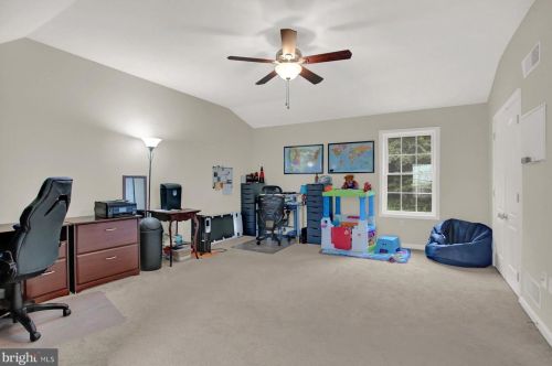 385 Thoroughbred Dr, York Haven PA  exterior