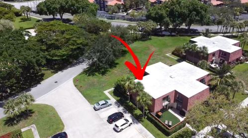 102 Live Oak Ln, Boynton Beach, FL 33436-7101