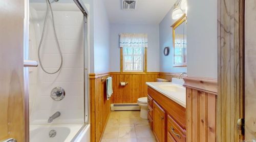 27 Wildwood Dr, New Hamburg NY  12590-2037 exterior