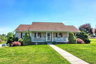 1450 Grandview Rd, Hanover PA  17331-7904 exterior