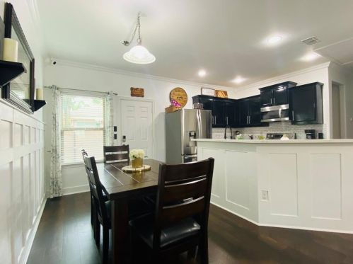 138 Cliff Heights Cir, Dallas TX  75241-5333 exterior