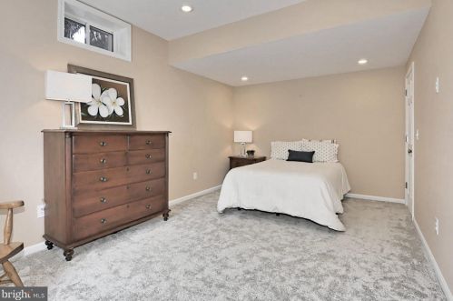 12760 Beebe Ct, Lovettsville VA  20180-2778 exterior