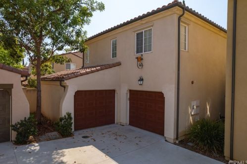 106 Chantilly, Irvine, CA 92620-2862