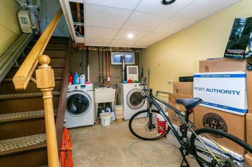 46 Eastover Dr, Elwood NY  11731-4331 exterior