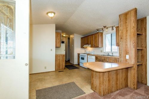 1460 Trane Rd, Bullhead City AZ  86442-5905 exterior