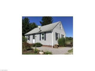 3940 Fox Ave, New Franklin, OH 44657-8645