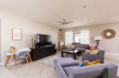 5222 Beck Ln, Scottsdale, AZ 85254-1724