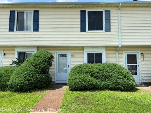 151 Sawmill Rd, Bricktown NJ  08724-1393 exterior