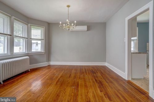 210 Dupont St, Ridley Park PA  19078-2904 exterior