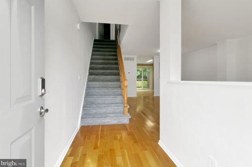 4753 Weatherhill Dr, Wilmington DE  19808-1939 exterior