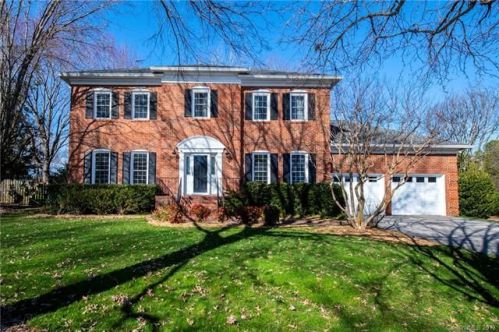 9208 Silver Pine Dr, Charlotte, NC 28277-3501