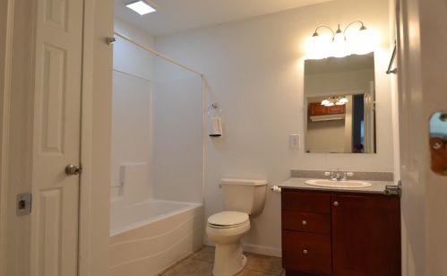 357 Greenwich St, Valpo IN  46383-6529 exterior