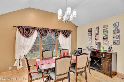 26 Northfield Ave, East Brunswick NJ  08816-3031 exterior