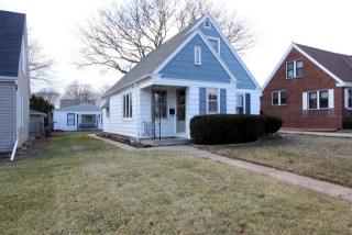 3765 19th St, Milwaukee, WI 53221-1505