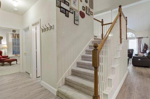 5800 Fathom Dr, Fort Worth, TX 76135-7013