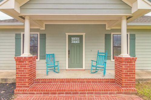 29630 Kloecker Rd, Hempstead, TX 77445-8792