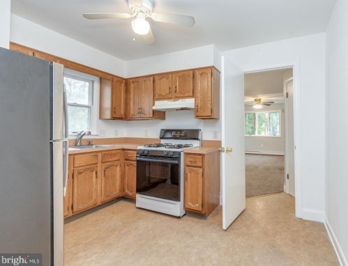 211 Park Ave, Camden NJ  08108-2927 exterior