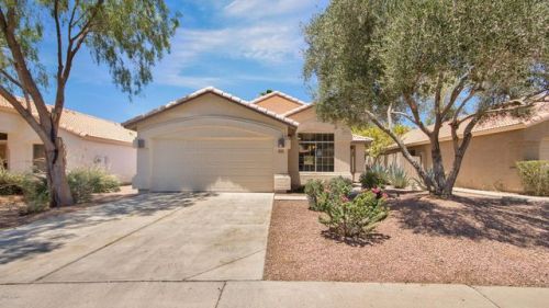 1094 Laurel Ave, Gilbert, AZ 85233-4212