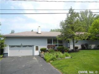 217 Edna Rd, Syracuse, NY 13205-3304