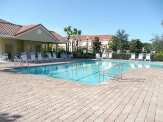 5489 Paradise Cay Cir, Kissimmee FL  34746-4789 exterior