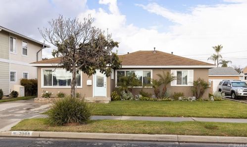 2308 Stanbridge Ave, Long Beach, CA 90815-1931