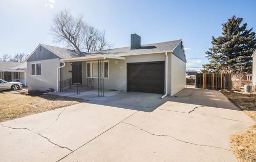 1513 Saratoga Rd, Pueblo, CO 81001-2010