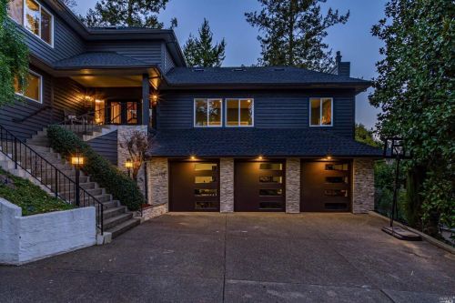 109 Massimo Cir, Santa Rosa, CA 95404-2768