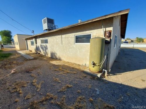 1892 Hualapai Dr, Bullhead City AZ  86442-5435 exterior