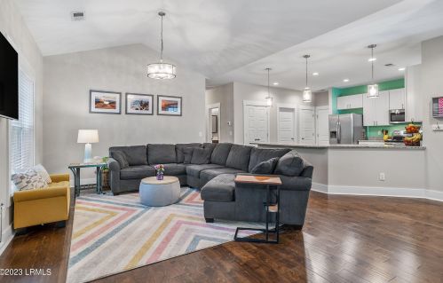 14 Partridge Cir, Beaufort SC  29907-1234 exterior