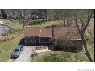 114 Hillcrest Ave, Lake Wylie, SC 29710-1347