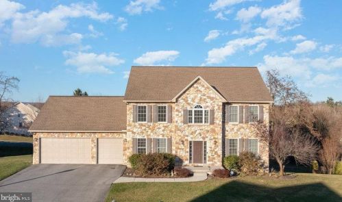 5138 Jennifer Cir, Navy Sup Dpt, PA 17050-2753