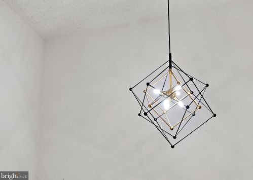 8335 Collins Ave, Camden NJ  08109-3568 exterior