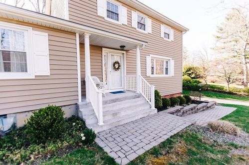 112 Duncan Ave, Cornwall Hud, NY 12520-1437