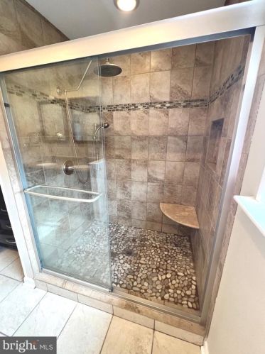 337 Hanby Cir, Boothwyn PA  19061-2319 exterior