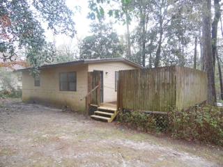 1509 Atapha Nene, Tallahassee FL  32301-4738 exterior