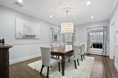 25 Juniper Ter, Tuxedo Park NY  10987-4770 exterior