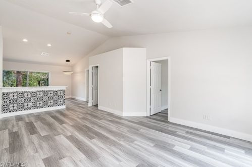 3216 21st St, Lehigh Acres, FL 33971-5541