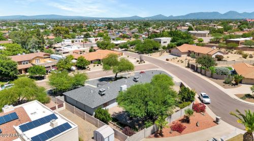 2827 Evans Dr, Phoenix AZ  85032-5030 exterior
