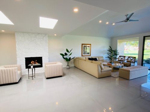 42 Majorca Dr, Rancho Mirage CA  92270-3823 exterior