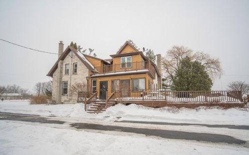 3801 Fond Du Lac Dr, Richfield, WI 53076-9724